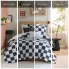 Checkered Comforter Set(Full/Queen)